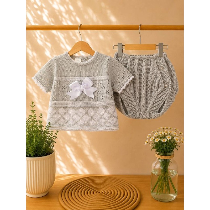 conjunto mimo gris